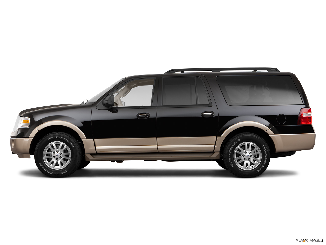 2024 Ford Expedition EL   Side