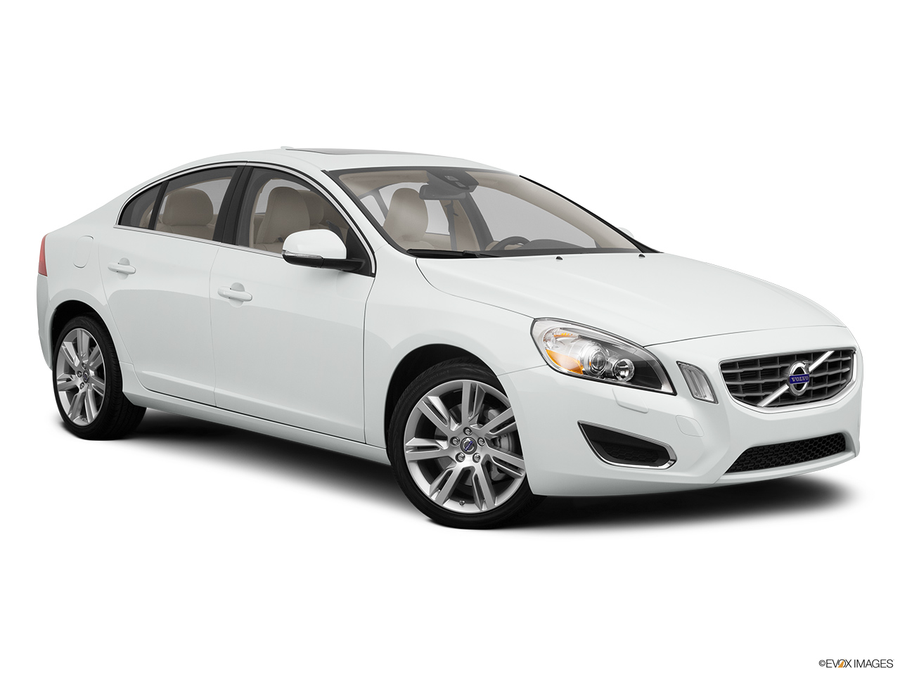 2011 Volvo S60 T6 A Front passenger 3/4 w/ wheels turned. 