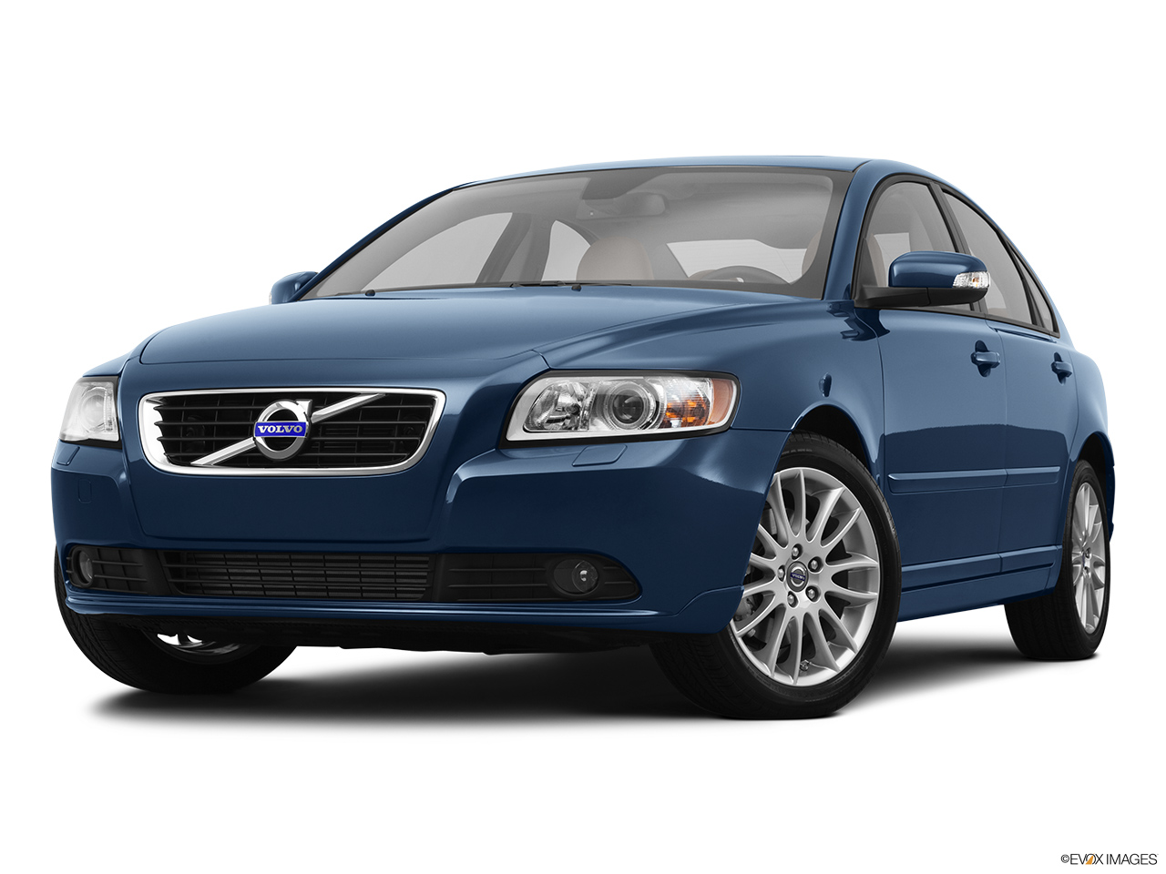 2011 Volvo S40 T5 A Front angle view, low wide perspective. 