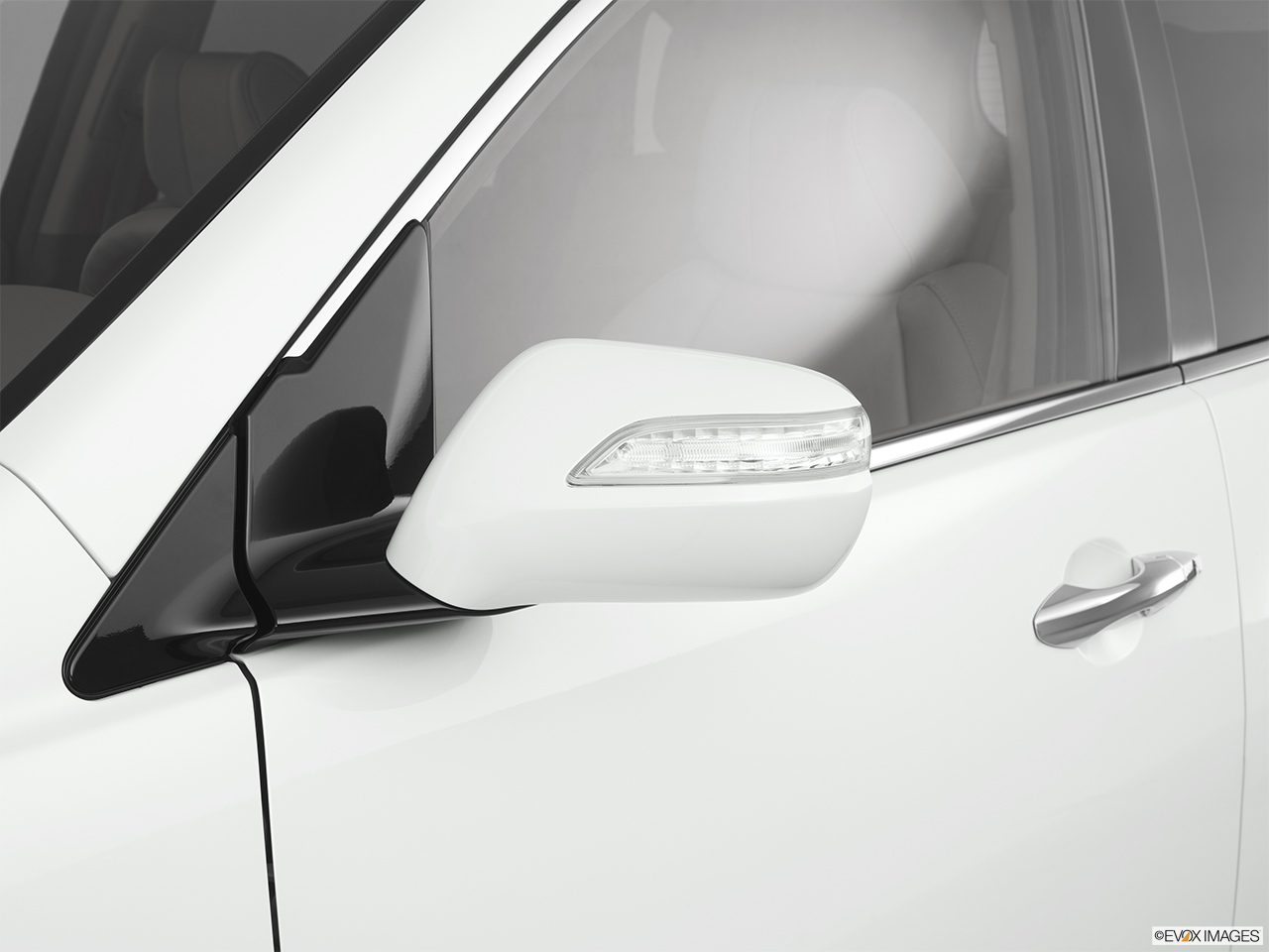 2011 Acura MDX MDX Driver's side mirror, 3_4 rear 