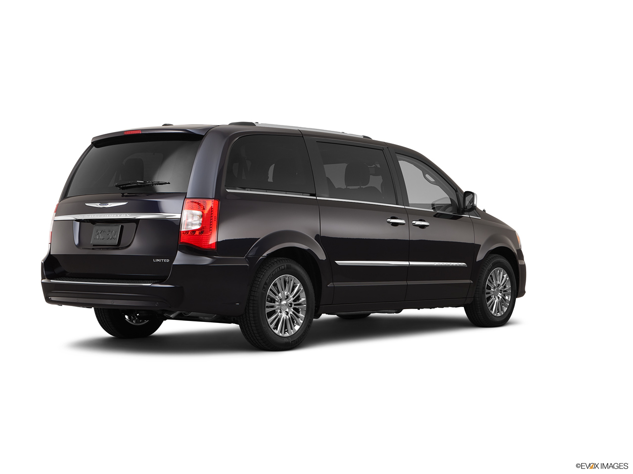 2024 Chrysler Town and Country  Rear Quarter