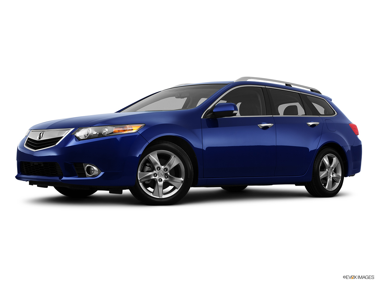 2011 Acura TSX Sport Wagon Low/wide front 5/8. 