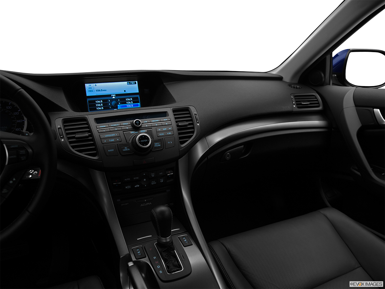2011 Acura TSX Sport Wagon Center Console/Passenger Side. 