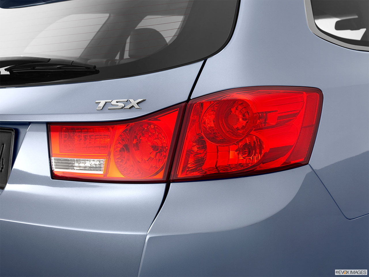 2011 Acura TSX Base Passenger Side Taillight. 
