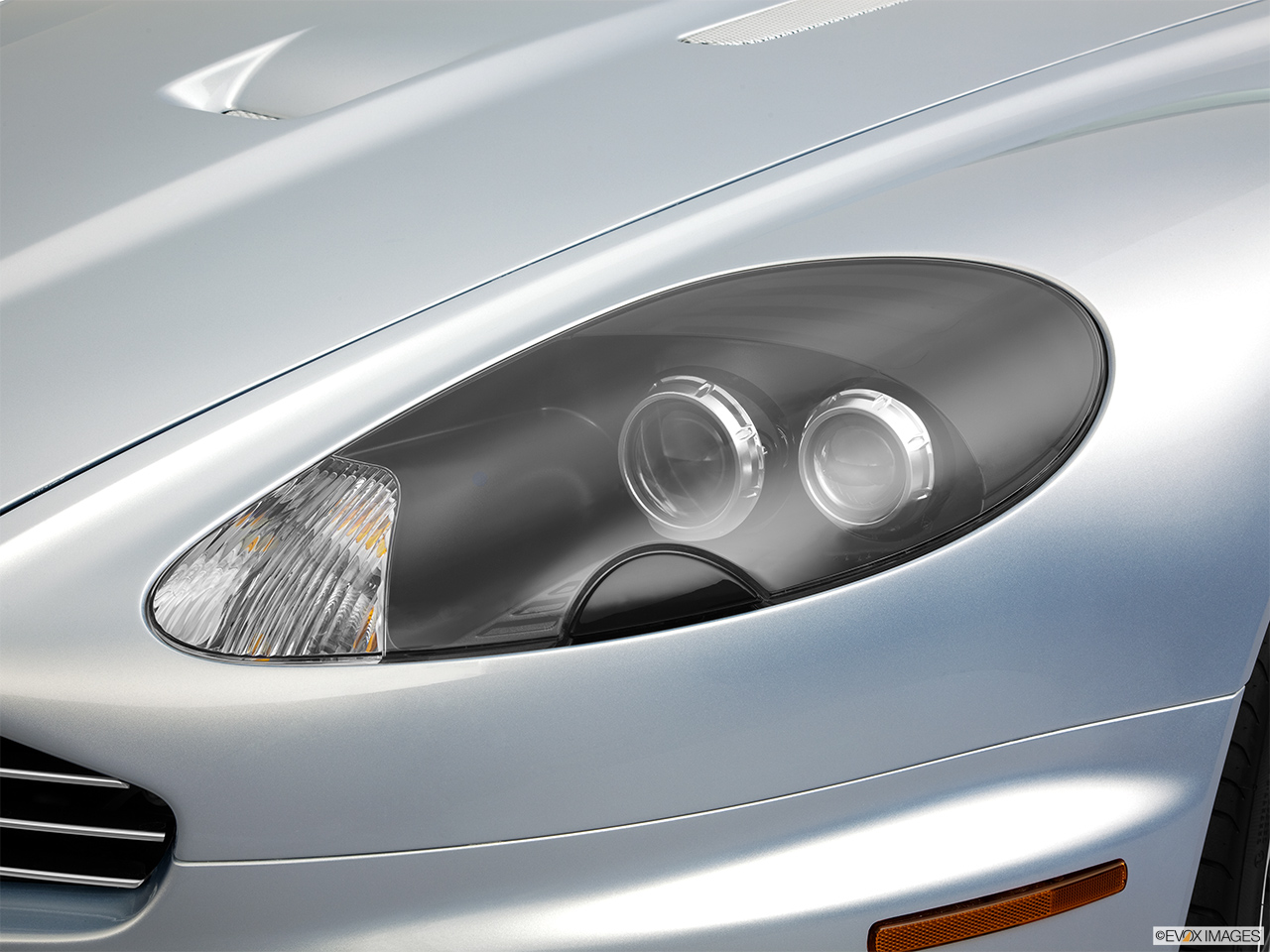 2011 Aston Martin DBS Volante Drivers Side Headlight. 
