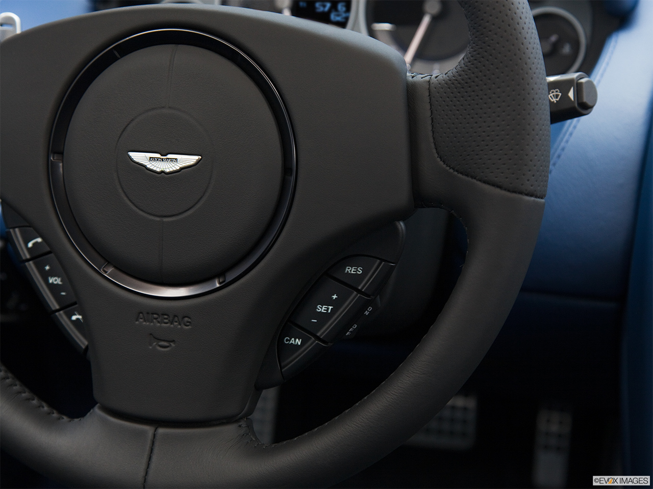 2011 Aston Martin DBS Volante Steering Wheel Controls (Right Side) 