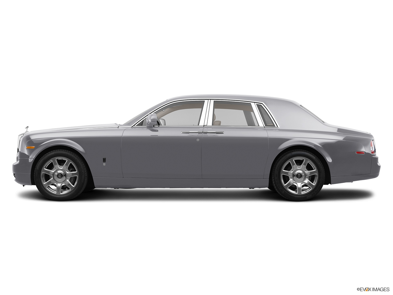2024 Rolls-Royce Phantom   Side