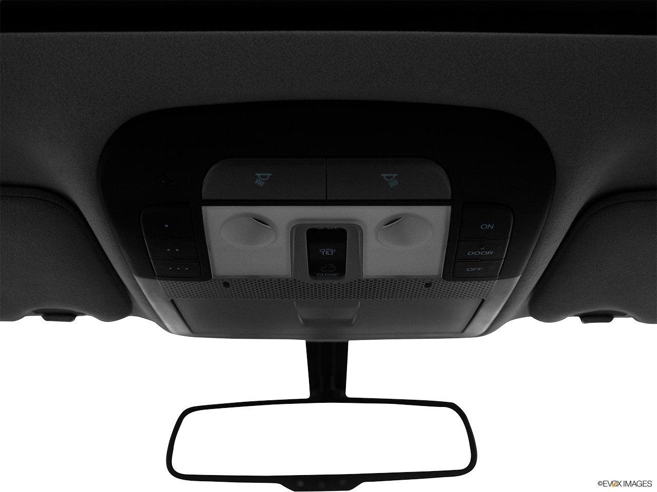 2011 Acura ZDX ZDX Advance Courtesy lamps/ceiling controls. 
