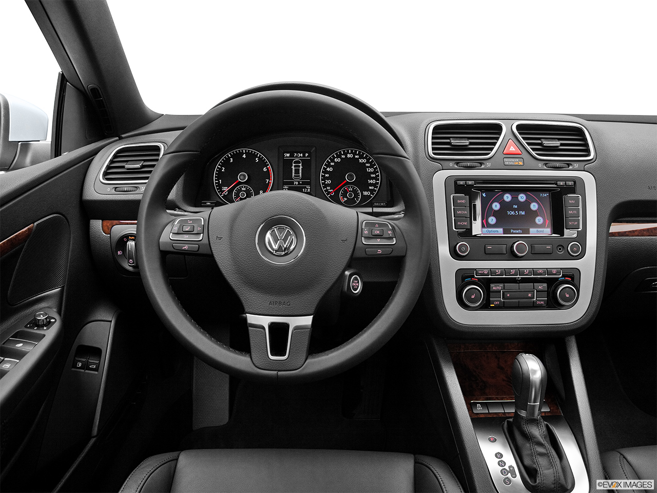 2012 Volkswagen Eos Lux Steering wheel/Center Console. 