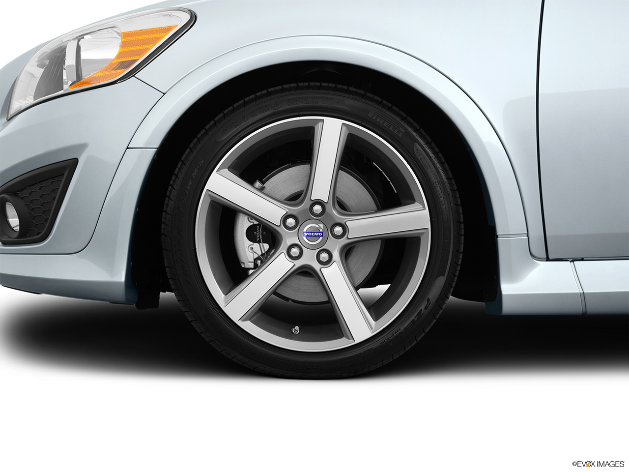 2012 Volvo C30 T5 R-Design Front Drivers side wheel at profile. 