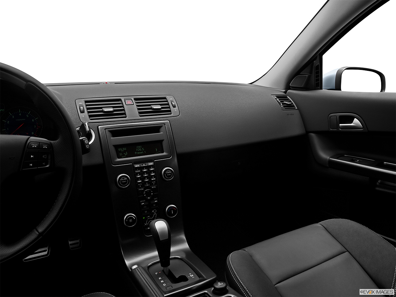 2012 Volvo C30 T5 R-Design Center Console/Passenger Side. 