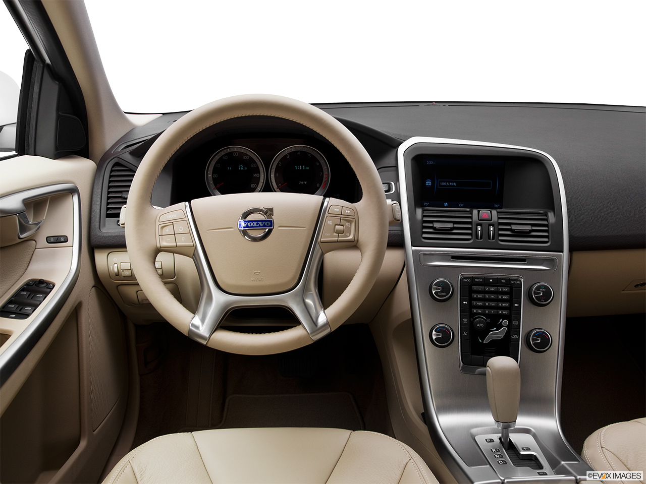 2012 Volvo XC60 3.2L Steering wheel/Center Console. 