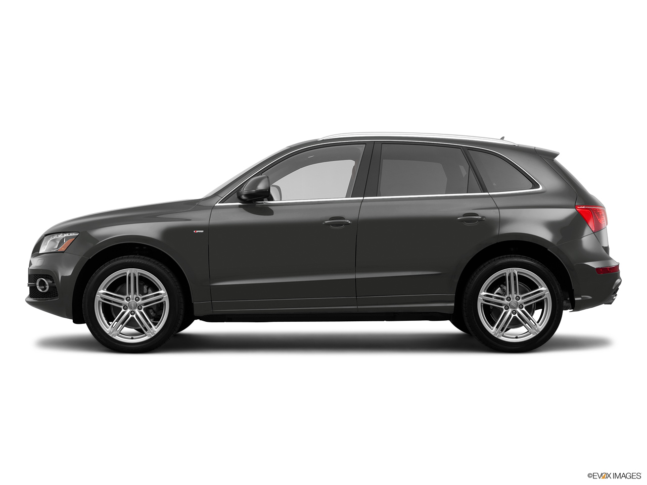 2024 Audi Q5   Side