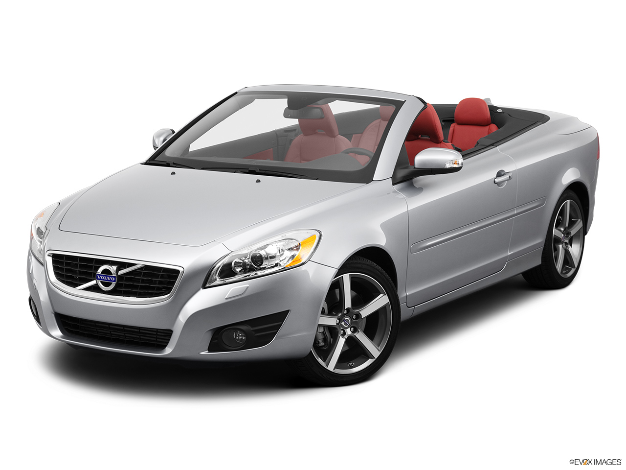 2012 Volvo C70 T5 Front angle view. 