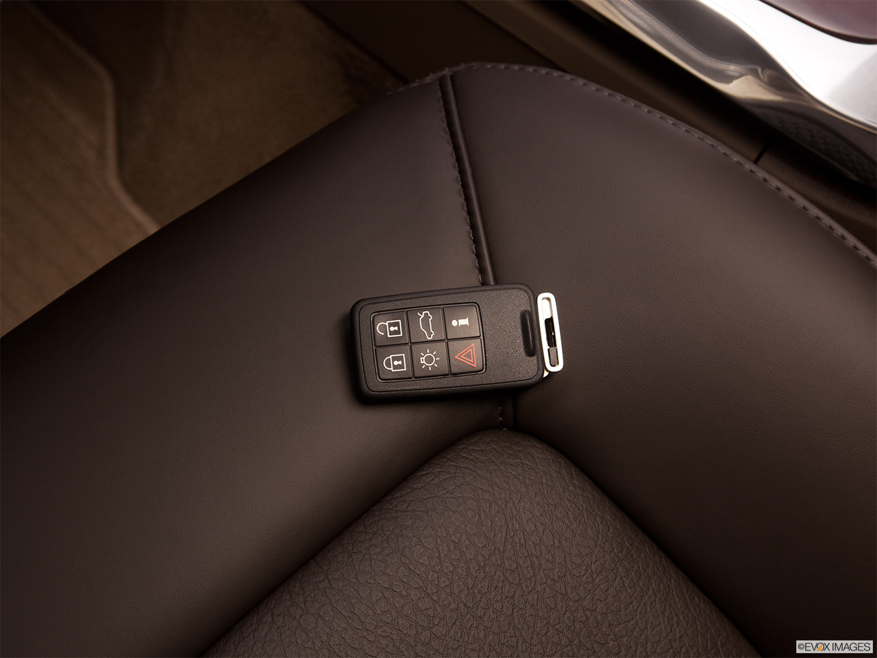 2012 Volvo XC70 3.2L Key fob on driver's seat. 