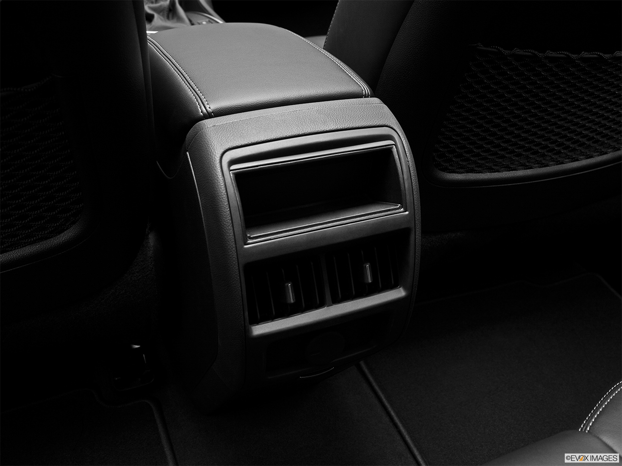 2012 Cadillac SRX Luxury Collection Rear A/C controls. 