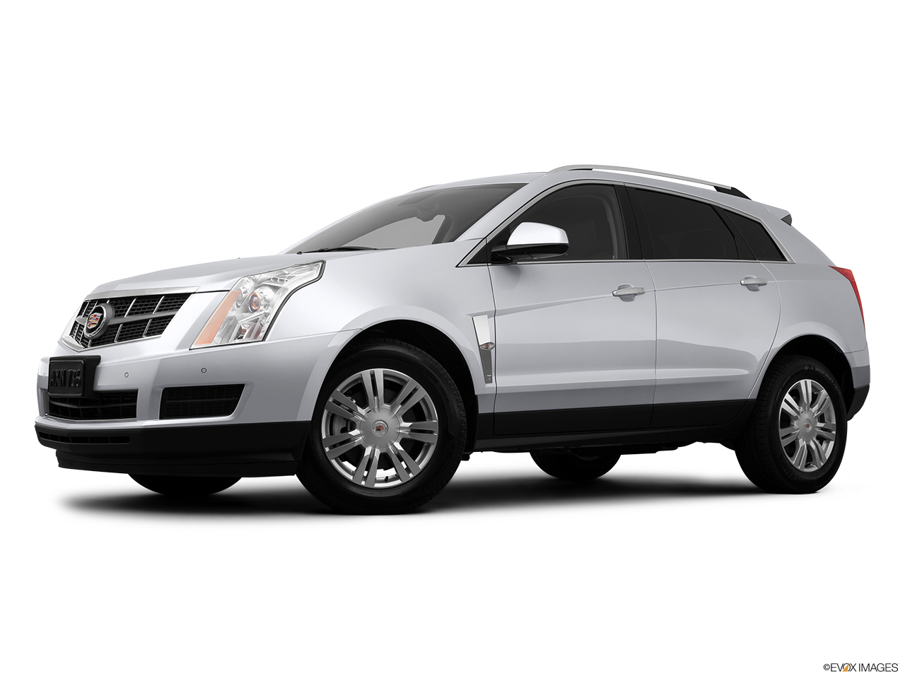 2012 Cadillac SRX Luxury Collection Low/wide front 5/8. 