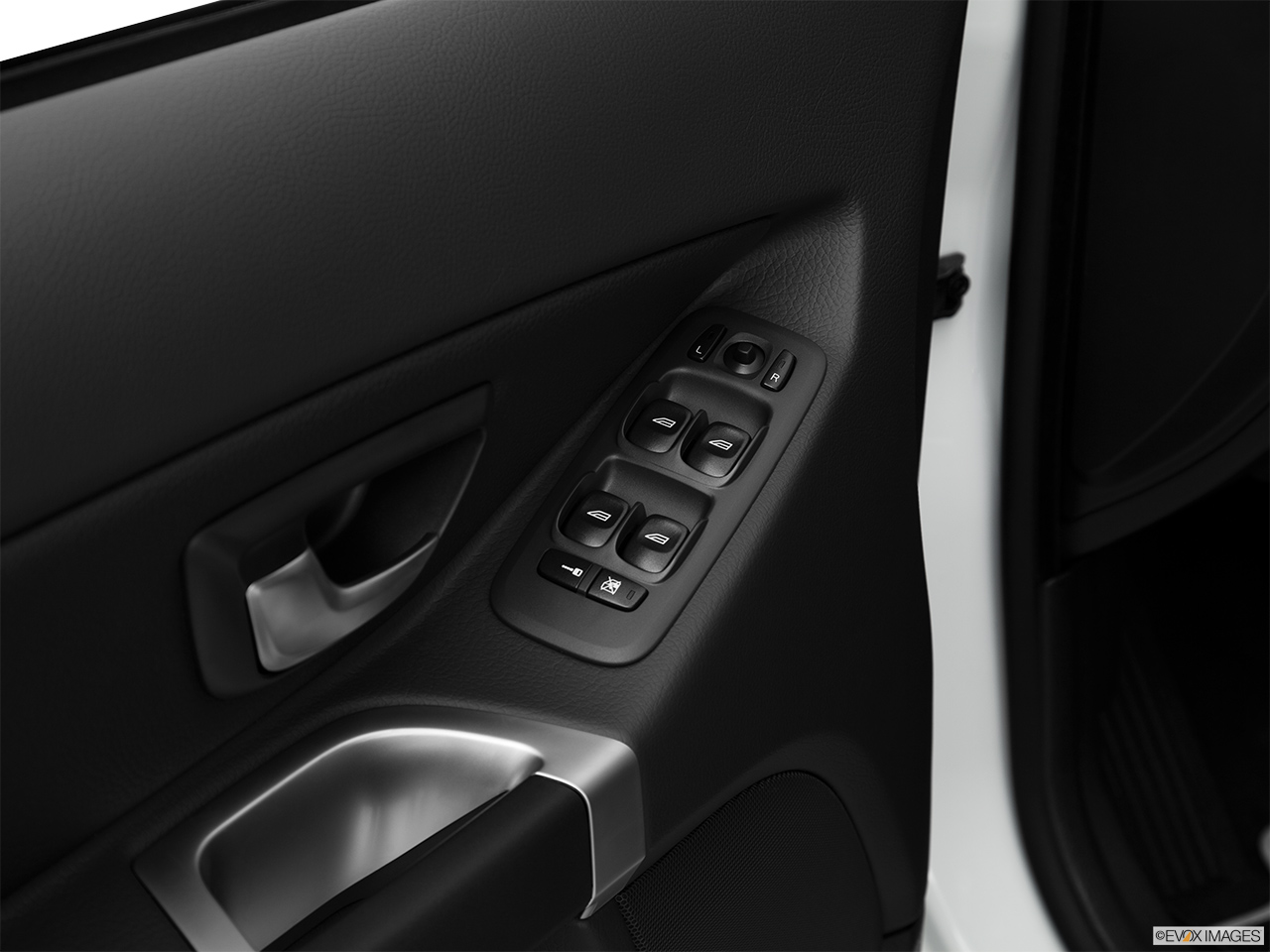 2012 Volvo XC90 R-Design Driver's side inside window controls. 