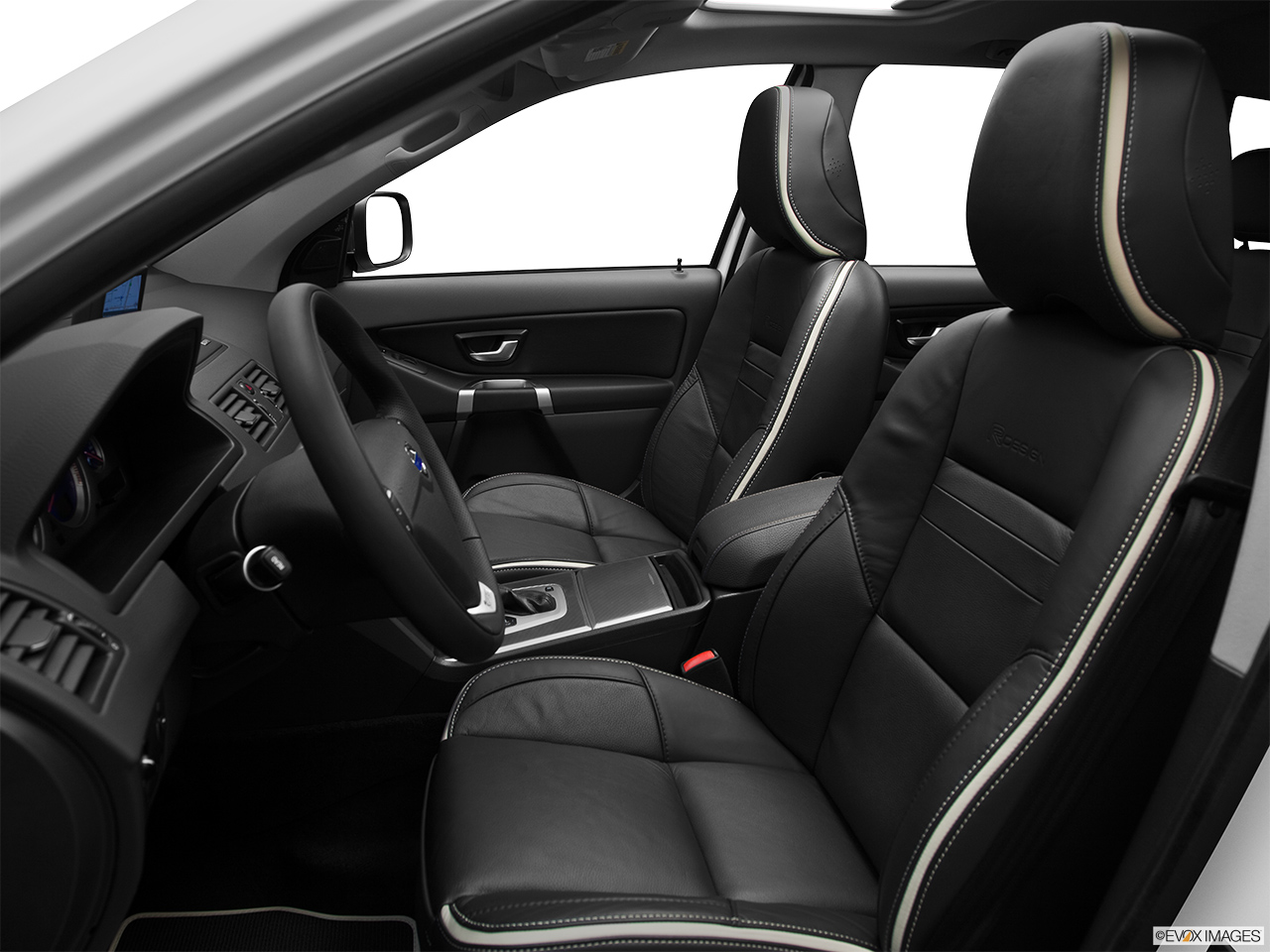 2012 Volvo XC90 R-Design Front seats from Drivers Side. 