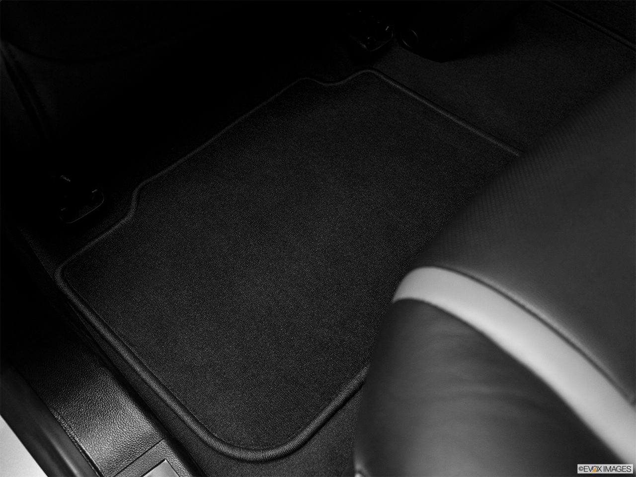 2011 Saab 9-4X 3.0i Rear driver's side floor mat. Mid-seat level from outside looking in. 