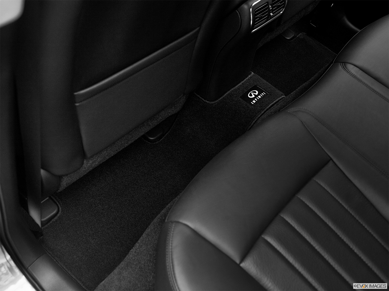 2012 Infiniti EX EX35 Journey Rear driver's side floor mat. Mid-seat level from outside looking in. 
