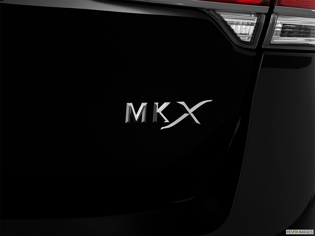 2012 Lincoln MKX FWD Rear model badge/emblem 