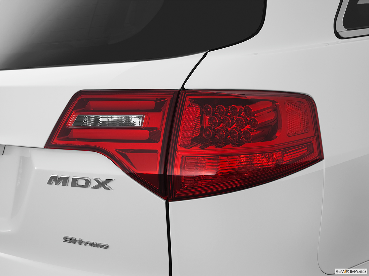 2012 Acura MDX Base Passenger Side Taillight. 