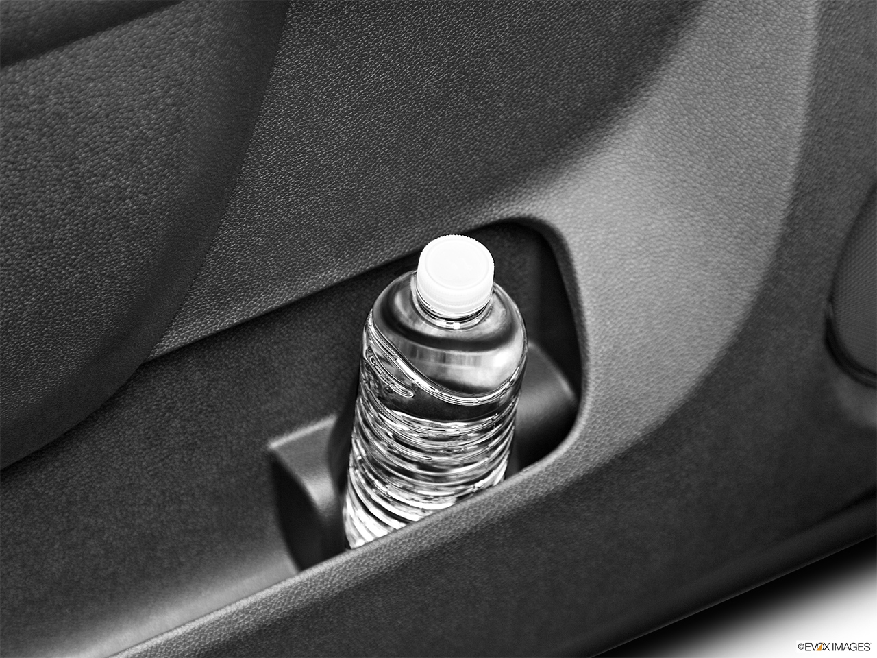 2012 Cadillac Escalade Hybrid Base Cup holder prop (tertiary). 