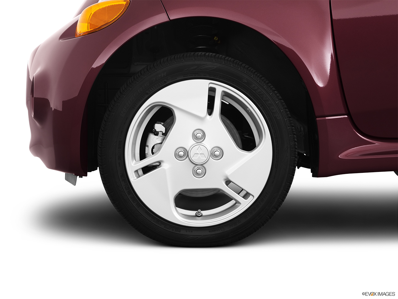 2012 Mitsubishi i-Miev SE Front Drivers side wheel at profile. 