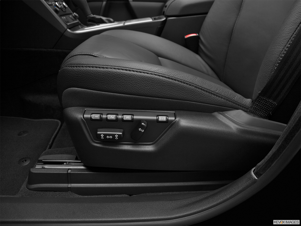 2014 Volvo XC90 Base Seat Adjustment Controllers. 