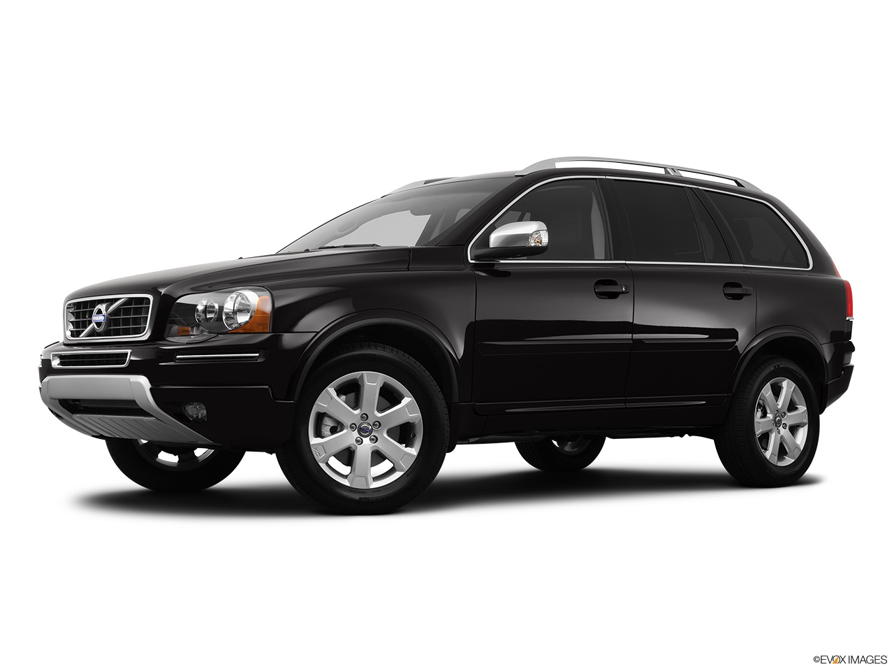 2014 Volvo XC90 Base Low/wide front 5/8. 