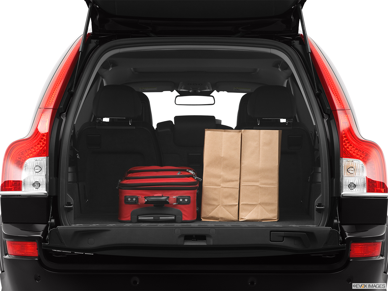 2014 Volvo XC90 Base Trunk props. 