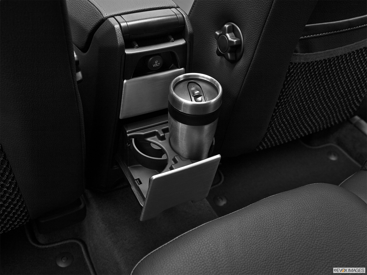 2014 Volvo XC90 Base Cup holder prop (quaternary). 