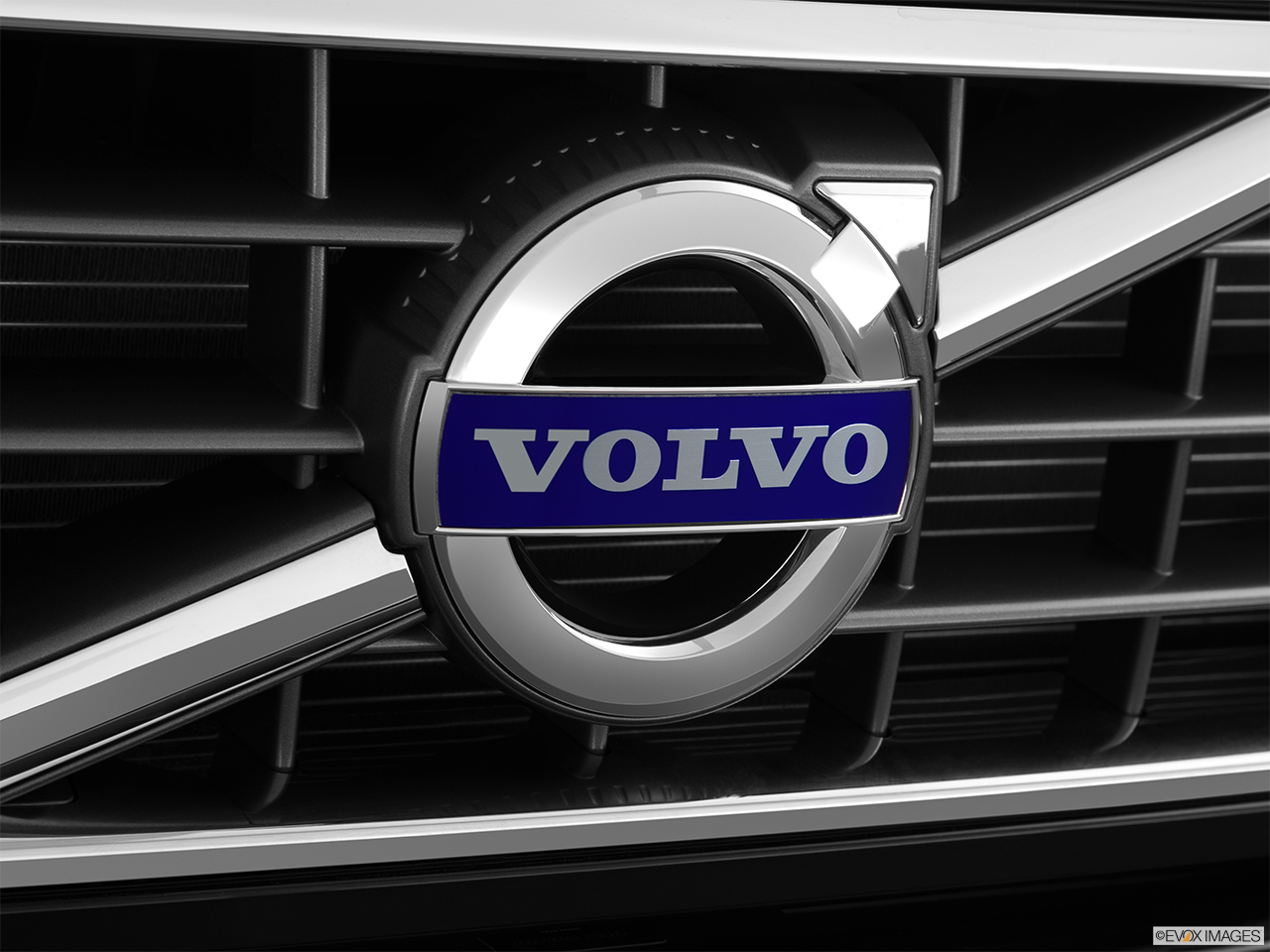 2014 Volvo XC90 Base Rear manufacture badge/emblem 
