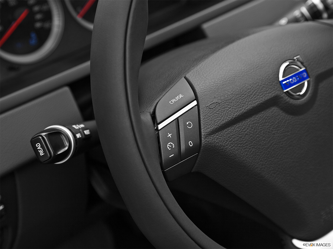 2014 Volvo XC90 Base Steering Wheel Controls (Left Side) 