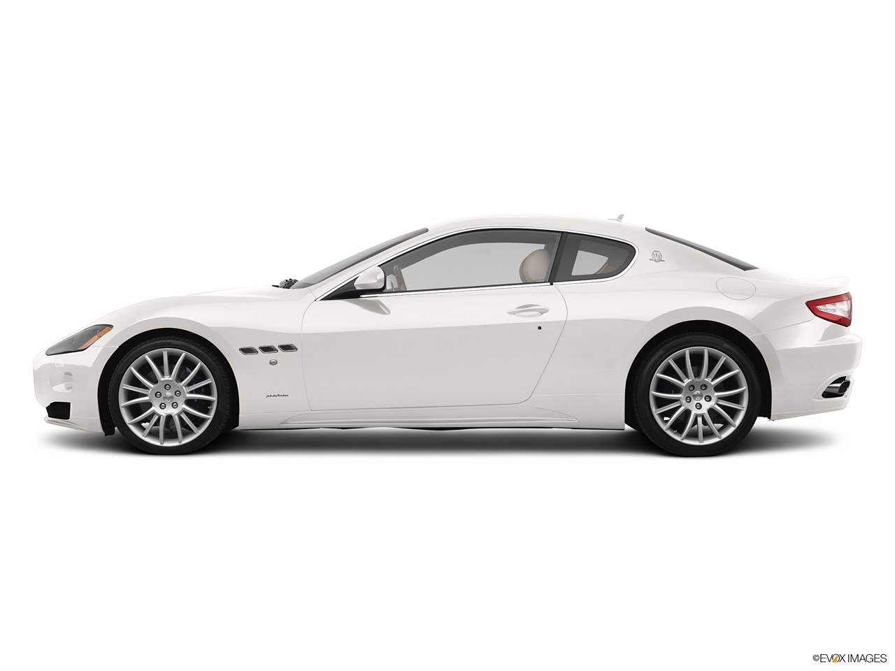 2024 Maserati Gran Turismo   Side