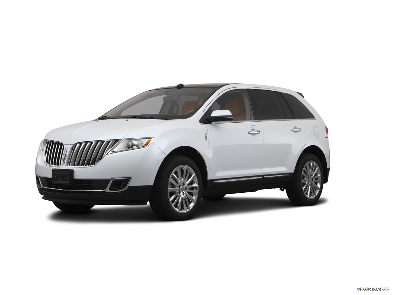 2022 Lincoln MKX  Front Quarter