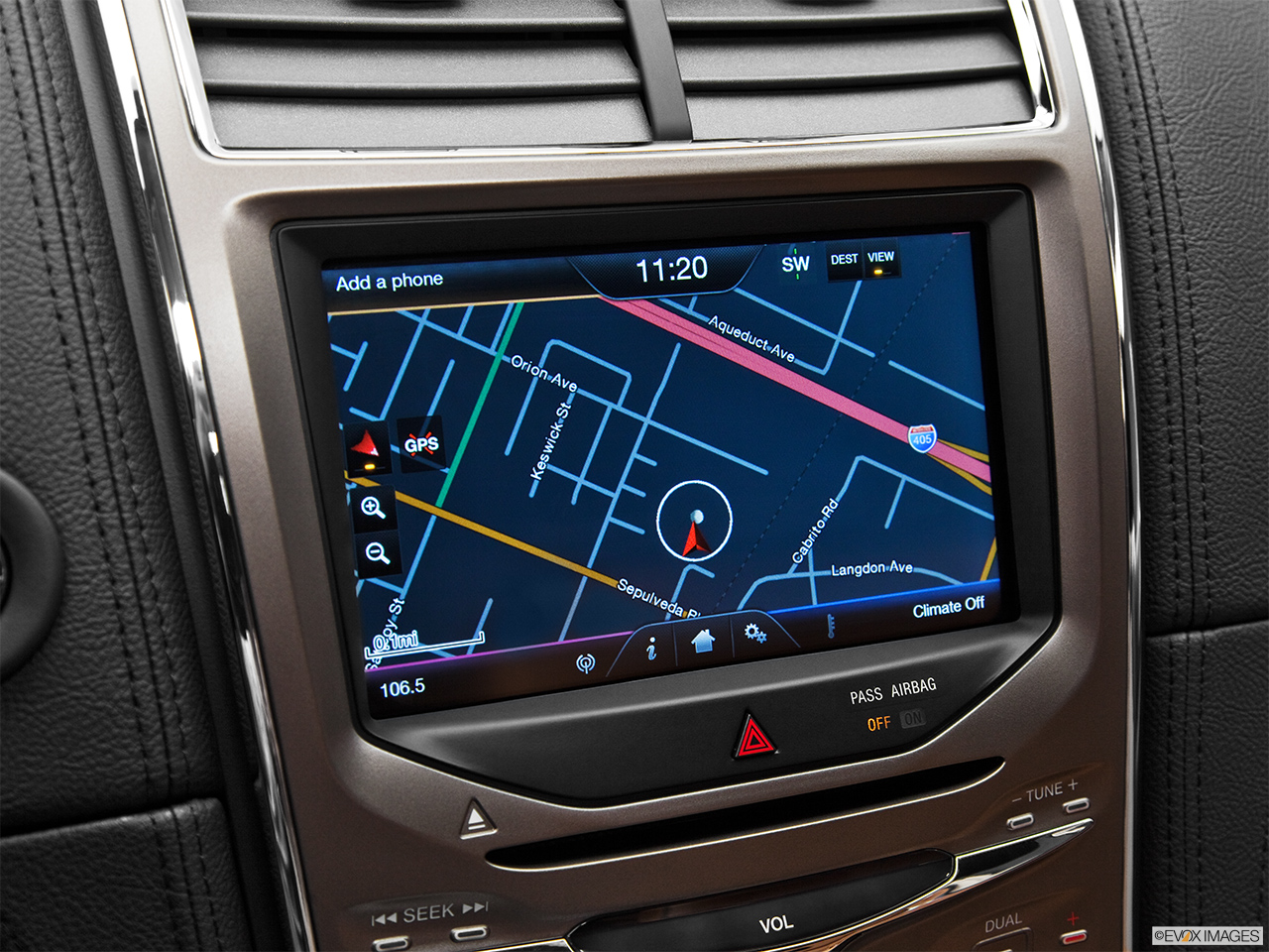 2013 Lincoln MKX FWD Driver position view of navigation system. 