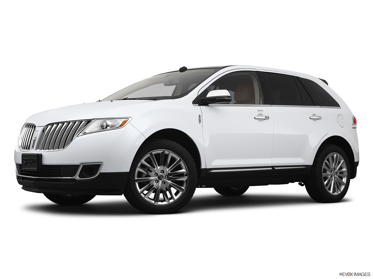 2013 Lincoln MKX FWD Low/wide front 5/8. 