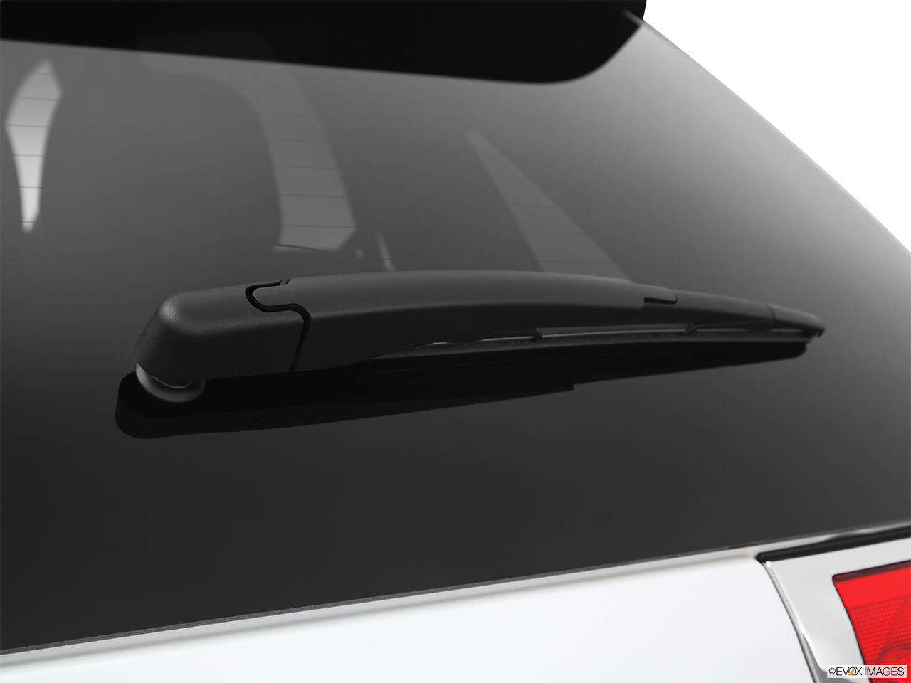 2013 Lincoln MKX FWD Rear window wiper 