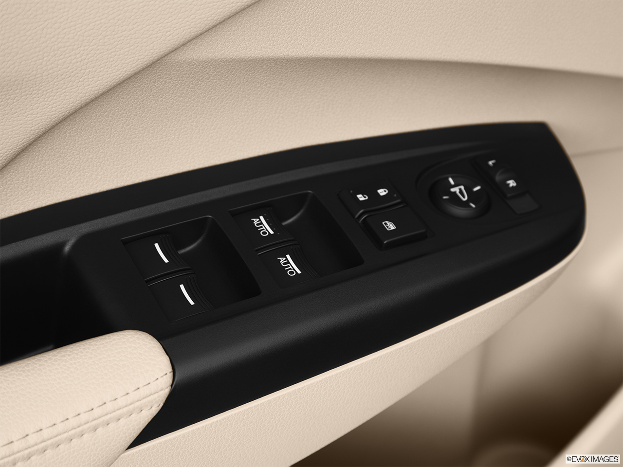 2013 Acura RDX AWD Driver's side inside window controls. 