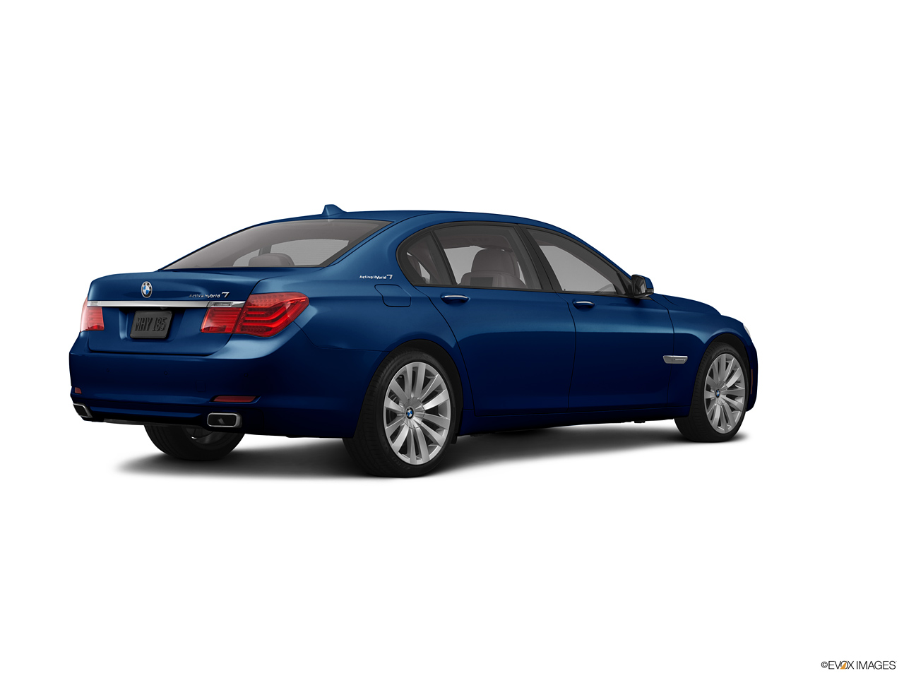 2024 BMW 7-series Hybrid  Rear Quarter