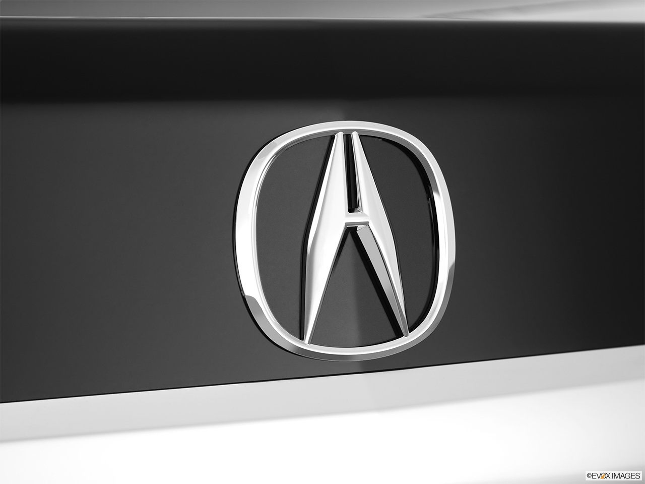 2012 Acura RL RL Rear manufacture badge/emblem 