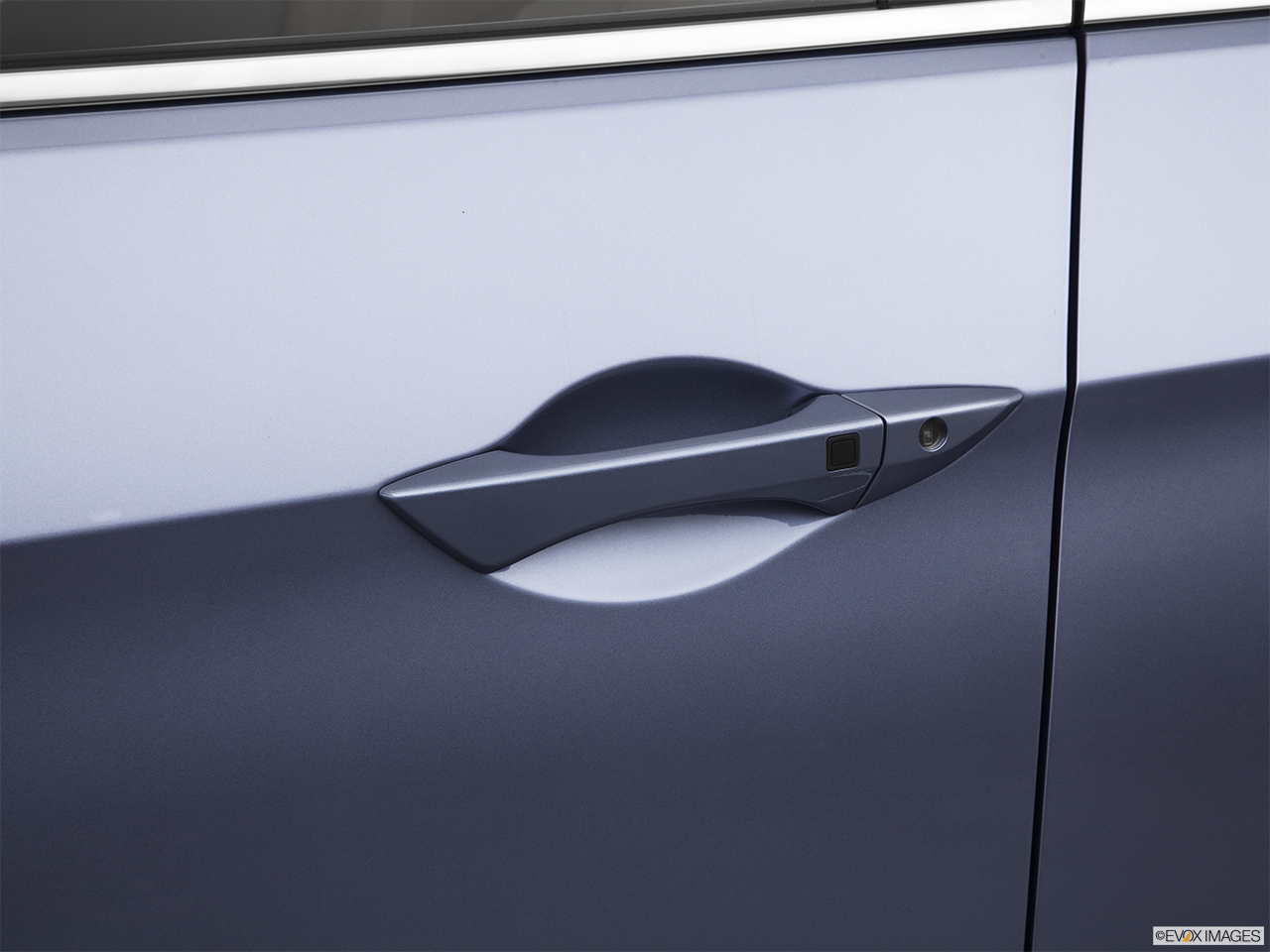 2013 Acura RDX Base Drivers Side Door handle. 