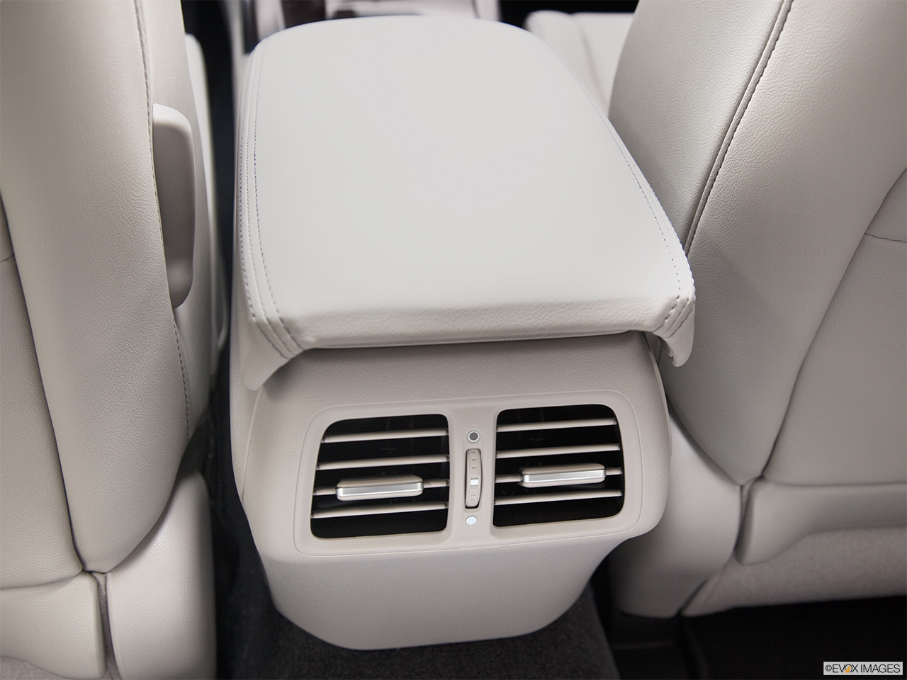 2012 Acura TSX Base Rear A/C controls. 