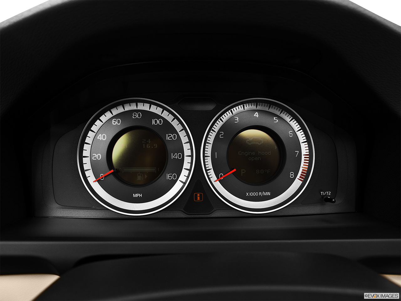2013 Volvo S60 T5 FWD Premier Speedometer/tachometer. 