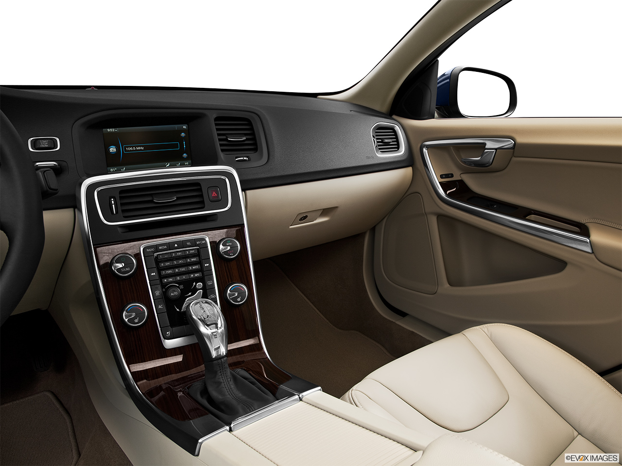 2013 Volvo S60 T5 FWD Premier Center Console/Passenger Side. 