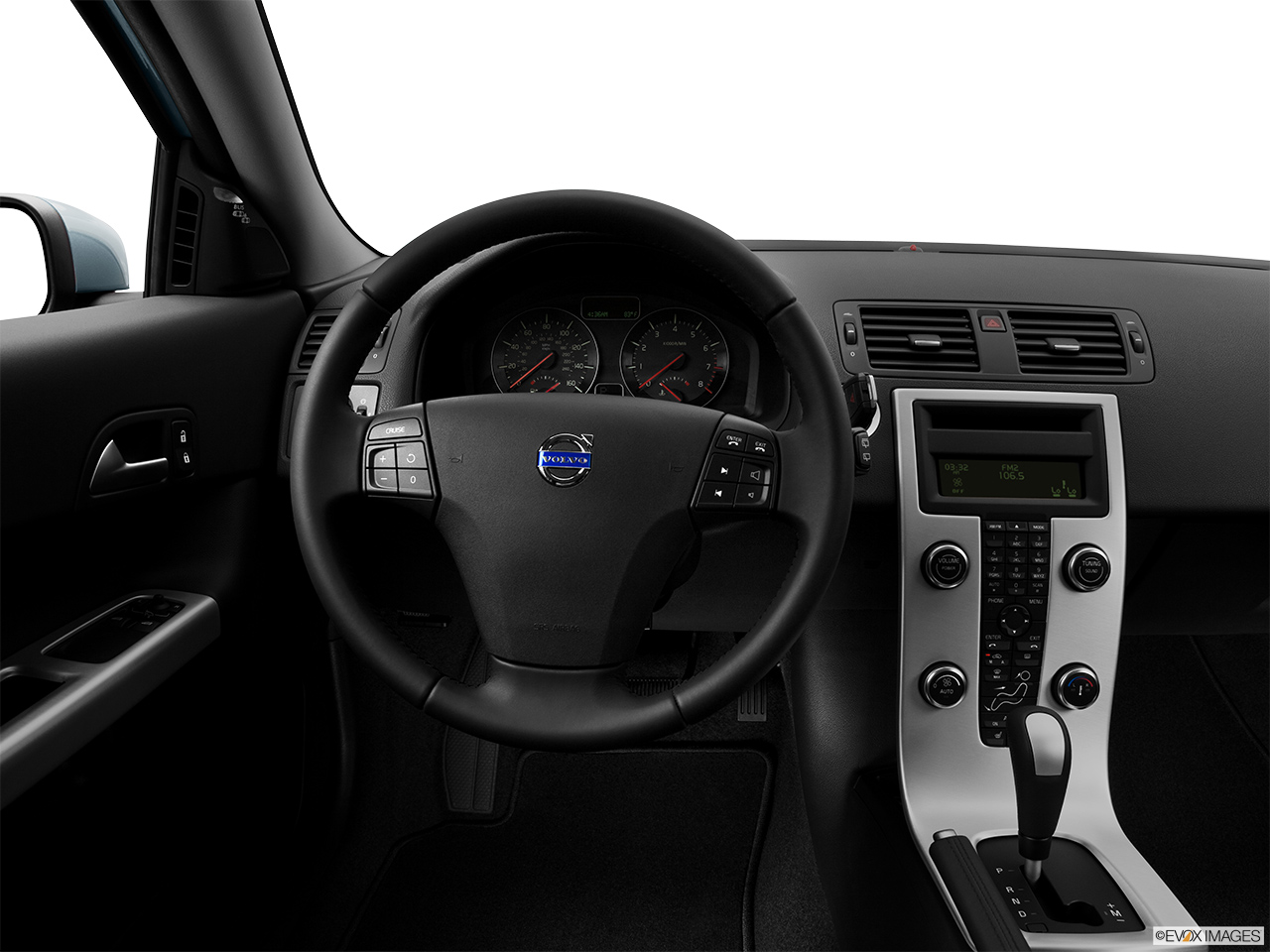 2013 Volvo C30 T5 Premier Plus Steering wheel/Center Console. 
