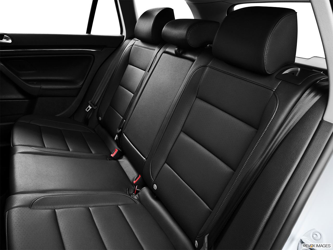 2013 Volkswagen Jetta SportWagen TDI Rear seats from Drivers Side. 