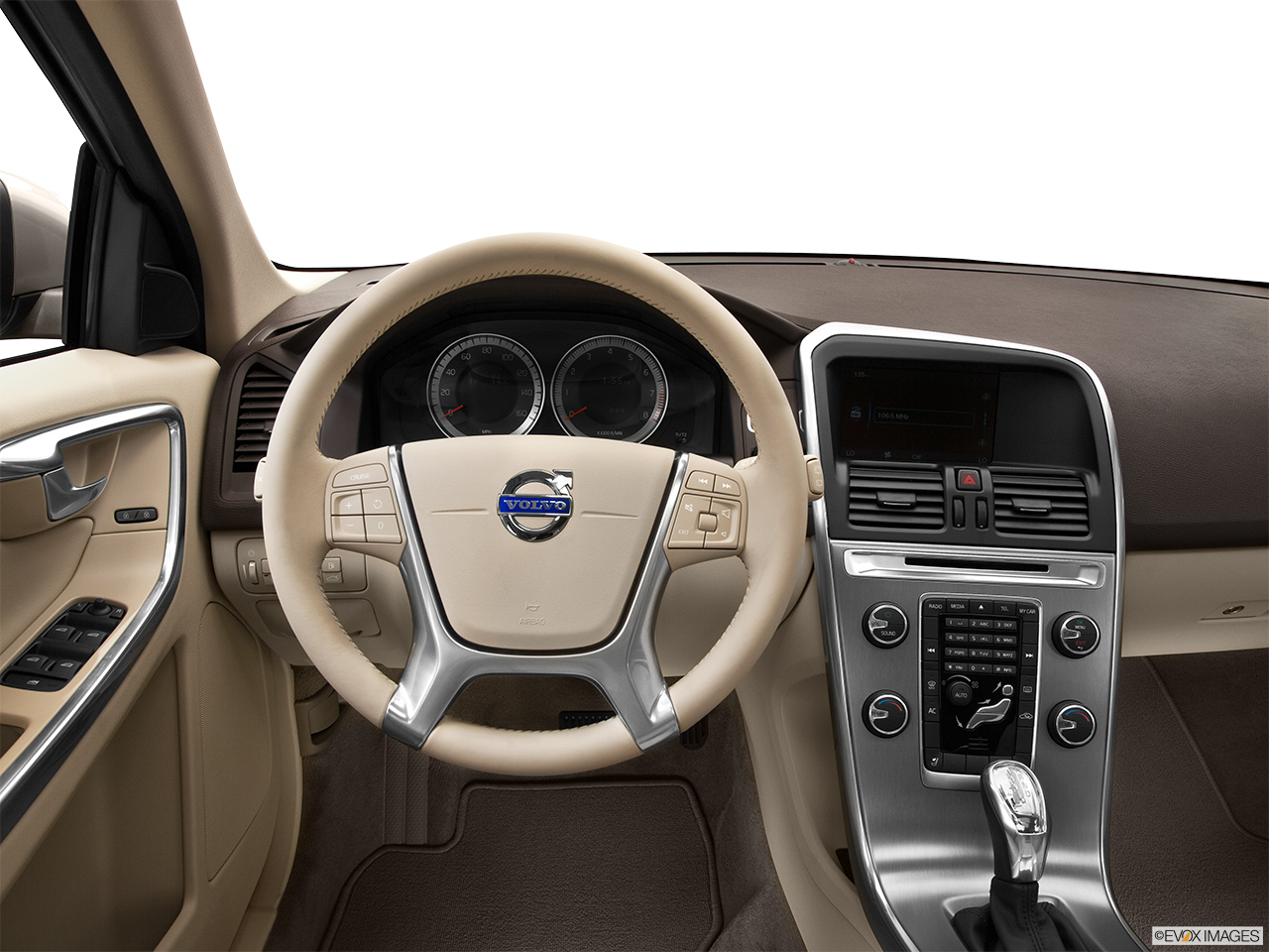 2013 Volvo XC60 3.2 FWD Premier Plus Steering wheel/Center Console. 
